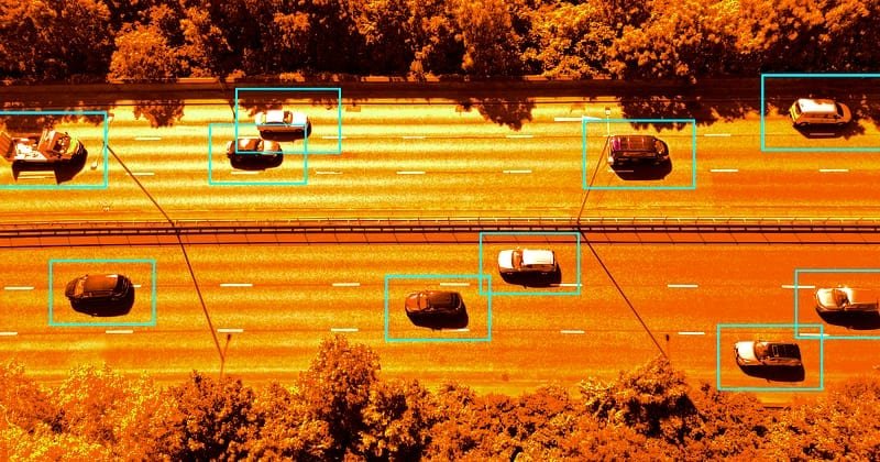 CCTV Duck River vs Rush Hour - ta sama platforma, inne źródło obrazu